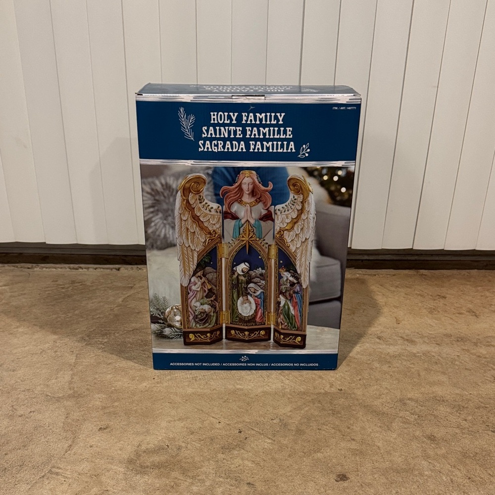 Holy Family Nativity Scene with Angels